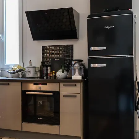 Nice & Spacious Studio Near Paris